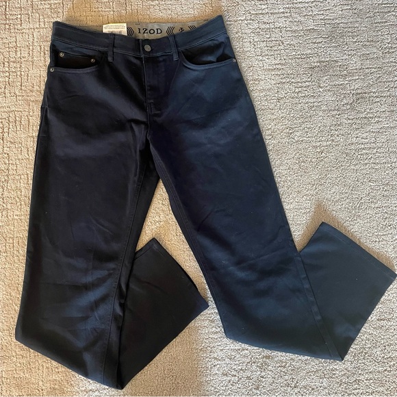 Izod Other - IZOD NWT men’s comfort stretch jeans regular fit 32 x 32 dark blue.
